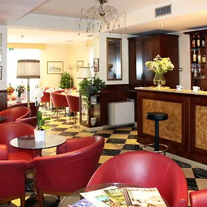 https://regit-hotel.hotelslidodijesolo.com